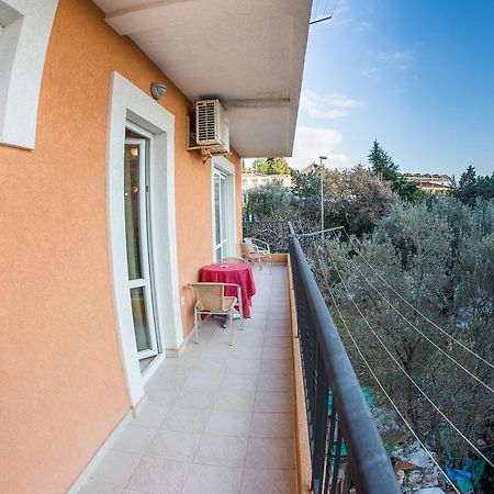 Villa Nadezda Petrovac エクステリア 写真