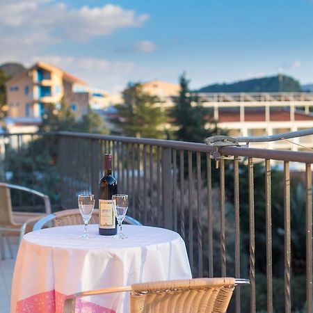 Villa Nadezda Petrovac エクステリア 写真
