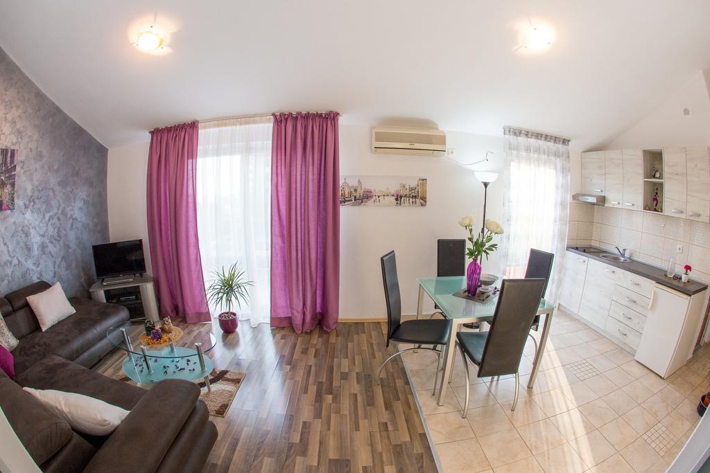 Villa Nadezda Petrovac エクステリア 写真